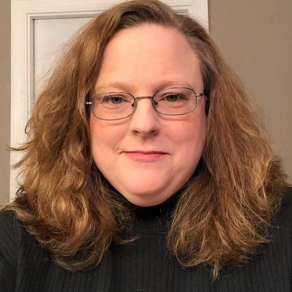 Meet your Posher, Beth - Picture 1 of 1